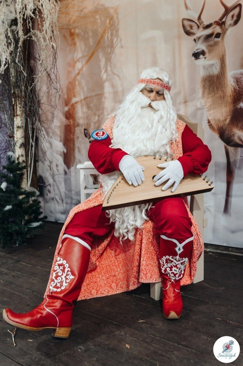 Наш земляк, уроженец Арзамаса Виктор Бурков стал главным Дедом Морозом страны! Наш земляк, уроженец Арзамаса Виктор Бурков стал главным Дедом Морозом страны!