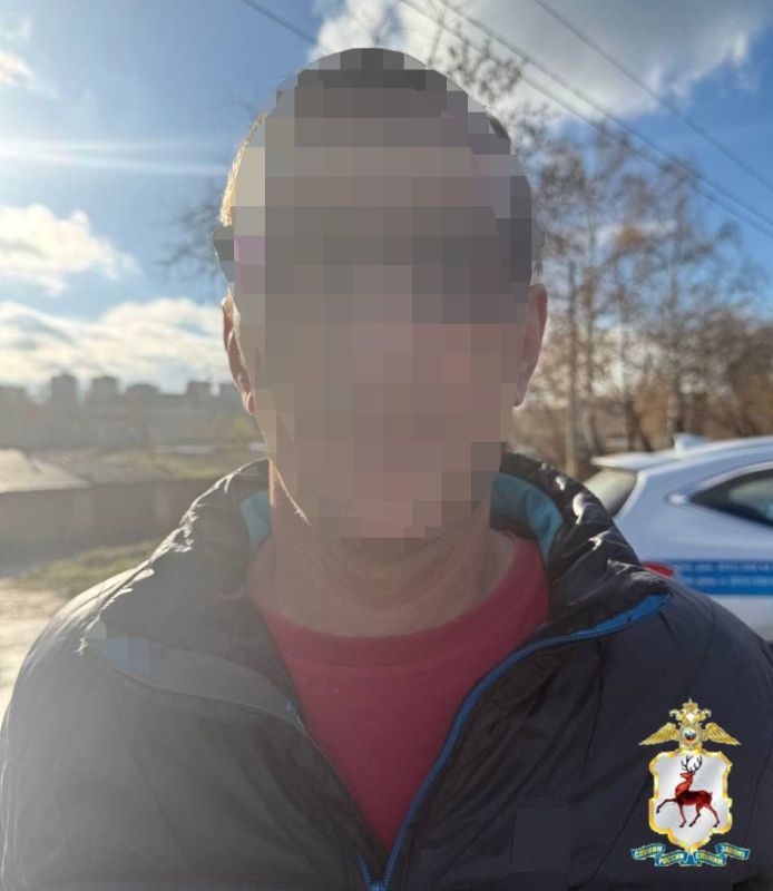 В Нижнем Новгороде полицейские задержали сбытчика и покупателя синтетического наркотика