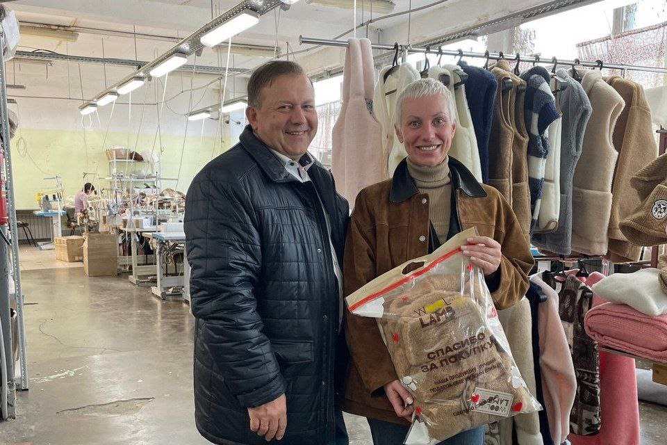 Председатель комитета ЗСНО по экономике Игорь Норенков посетил нижегородское предприятие, производящее изделия из овечьей шерсти Председатель комитета ЗСНО по экономике Игорь Норенков посетил нижегородское предприятие, производящее изделия из овечьей шерсти