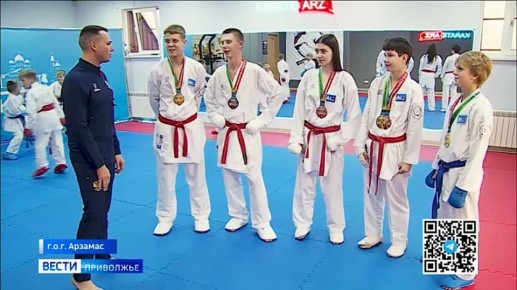 Арзамасская школа карате впервые взяла полный комплект наград на Чемпионате мира