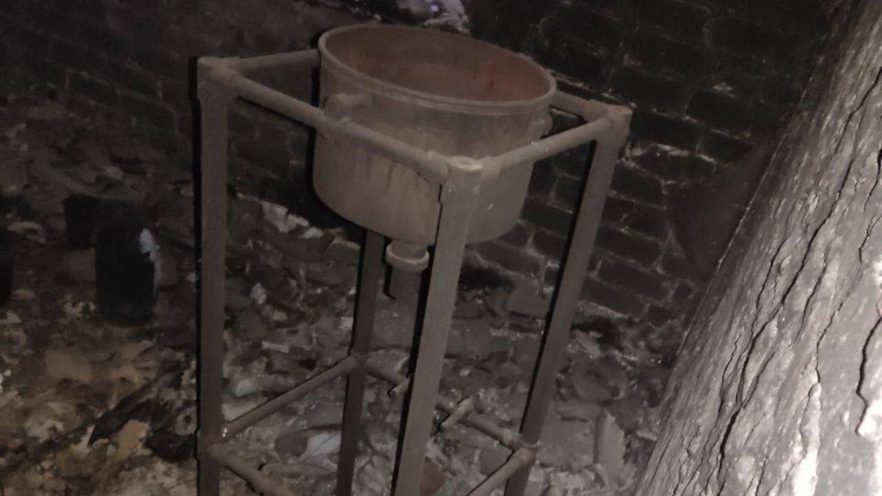 Ростовские оперативники выявили нарколабораторию по синтезу мефедрона и задержали ее организаторов Ростовские оперативники выявили нарколабораторию по синтезу мефедрона и задержали ее организаторов