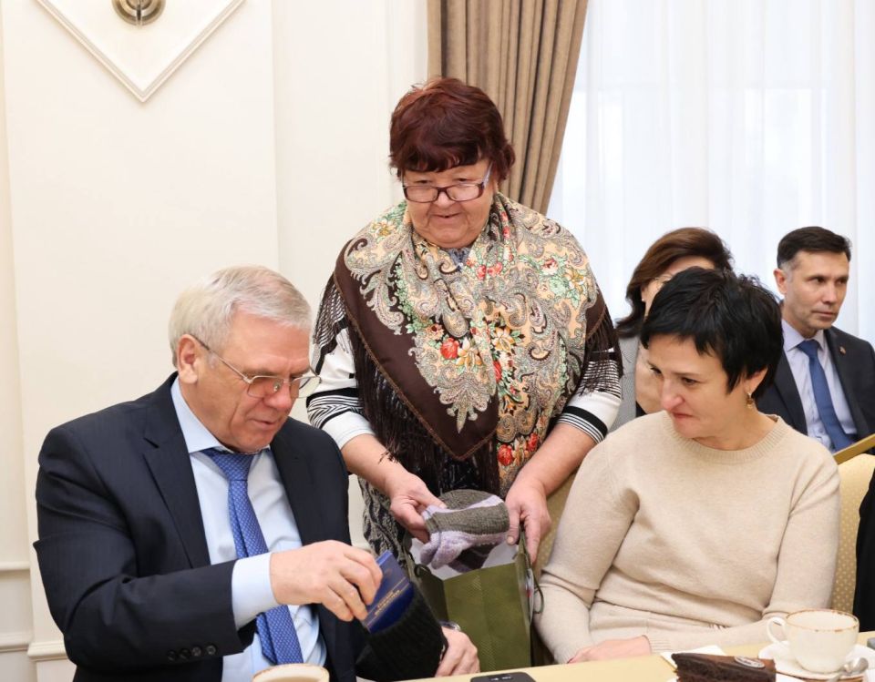 Сегодня встретился с самыми сильными женщинами Сегодня встретился с самыми сильными женщинами