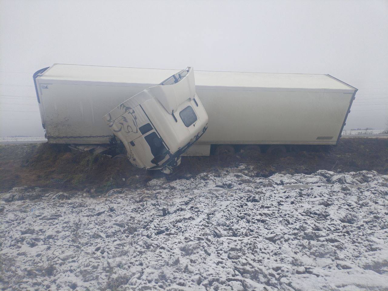 За минувшие сутки 24 ноября 2025 года на территории Нижегородской области произошло 14 ДТП с пострадавшими, в которых 19 человек получили травмы, в том числе 2 несовершеннолетних За минувшие сутки 24 ноября 2025 года на территории Нижегородской области произошло 14 ДТП с пострадавшими, в которых 19 человек получили травмы, в том числе 2 несовершеннолетних