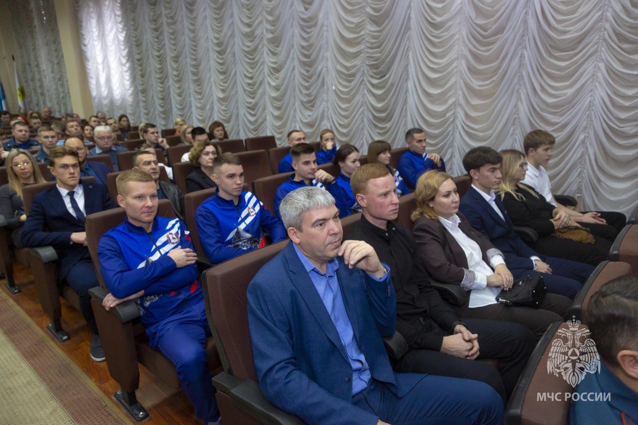 Итоги спортивного сезона 2025 года: Награды лучшим спортсменам пожарно-спасательного спорта Нижегородской области Итоги спортивного сезона 2025 года: Награды лучшим спортсменам пожарно-спасательного спорта Нижегородской области