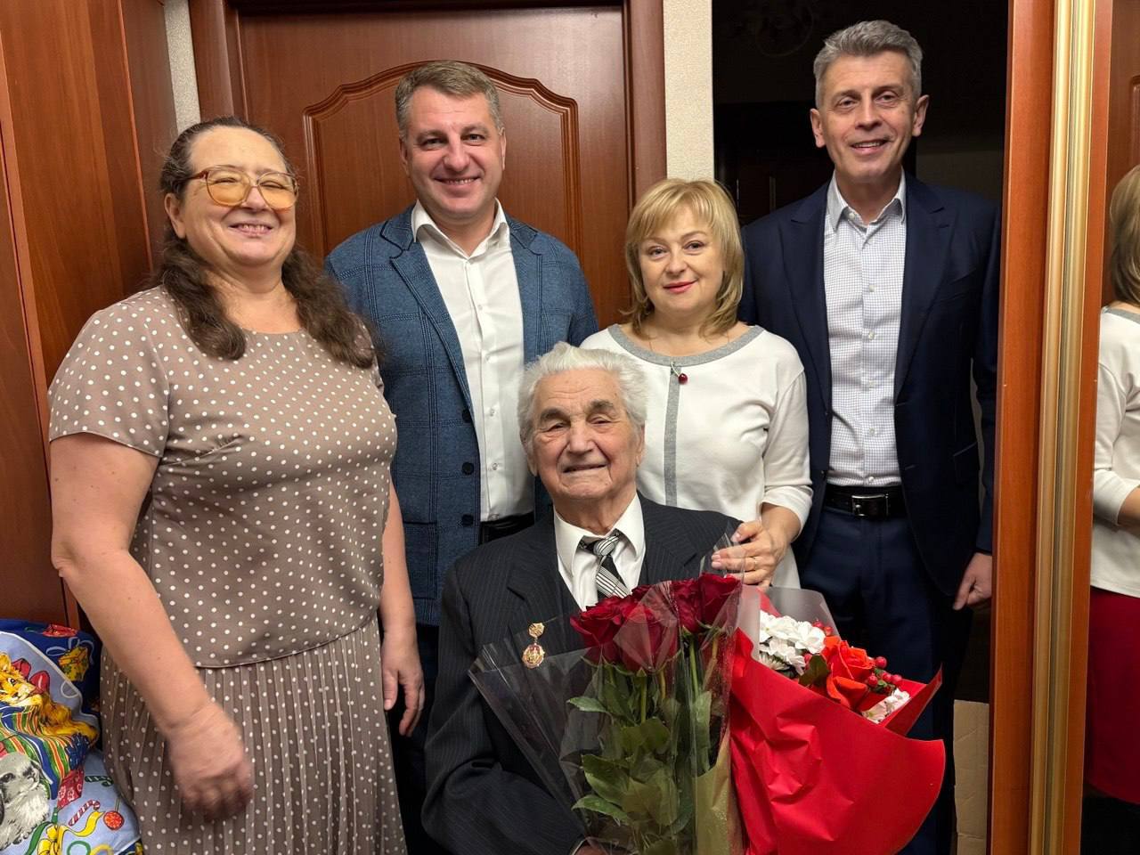 Чем вам запомнилась уходящая неделя? Депутатам регионального парламента, выполнившим много наказов избирателей, точно будет что вспомнить Чем вам запомнилась уходящая неделя? Депутатам регионального парламента, выполнившим много наказов избирателей, точно будет что вспомнить