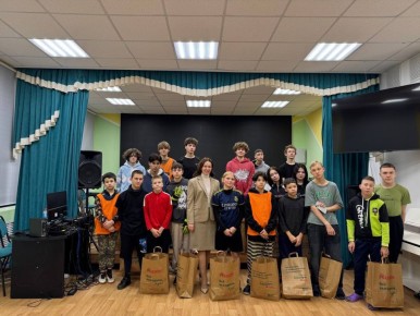 Представитель Женского совета провела лекцию для воспитанников детского дома на тему этикета