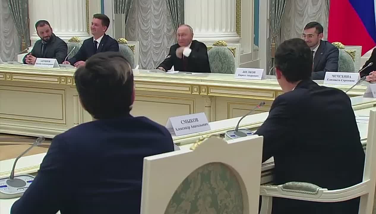 "Отопление и вентиляция — деньги на ветер": Владимир Путин пошутил о кафедре ННГАСУ на Конгрессе молодых учёных