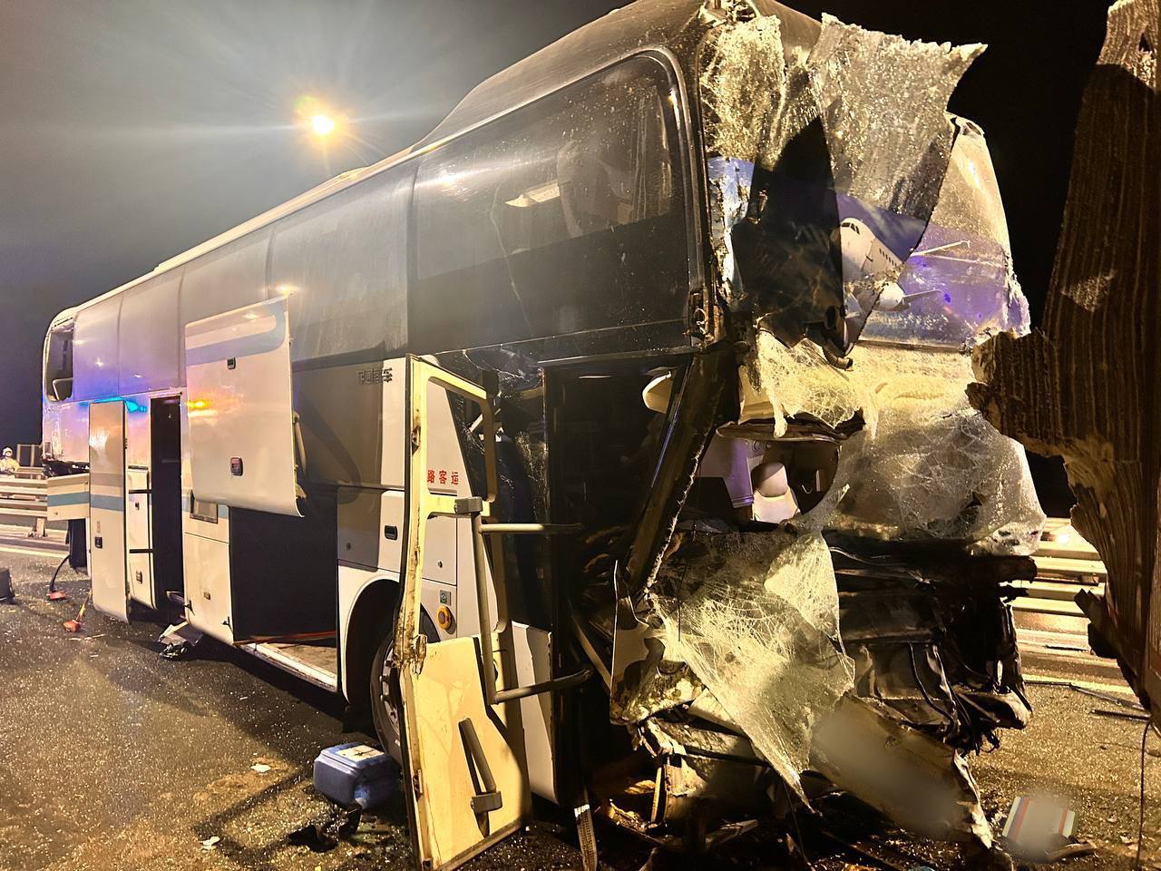 За минувшие сутки 2 декабря 2025 года на территории Нижегородской области произошло 12 ДТП с пострадавшими, в которых 1 человек погиб, 20 получили травмы, в том числе 4 несовершеннолетних За минувшие сутки 2 декабря 2025 года на территории Нижегородской области произошло 12 ДТП с пострадавшими, в которых 1 человек погиб, 20 получили травмы, в том числе 4 несовершеннолетних