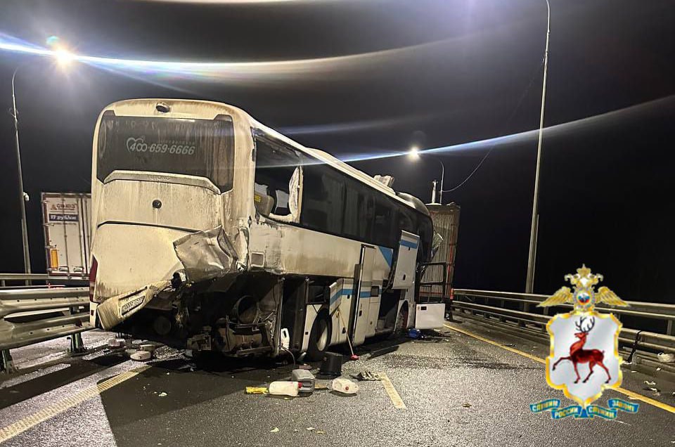 В Арзамасе возбуждено уголовное дело по факту ДТП с участием автобусов и большегрузов В Арзамасе возбуждено уголовное дело по факту ДТП с участием автобусов и большегрузов