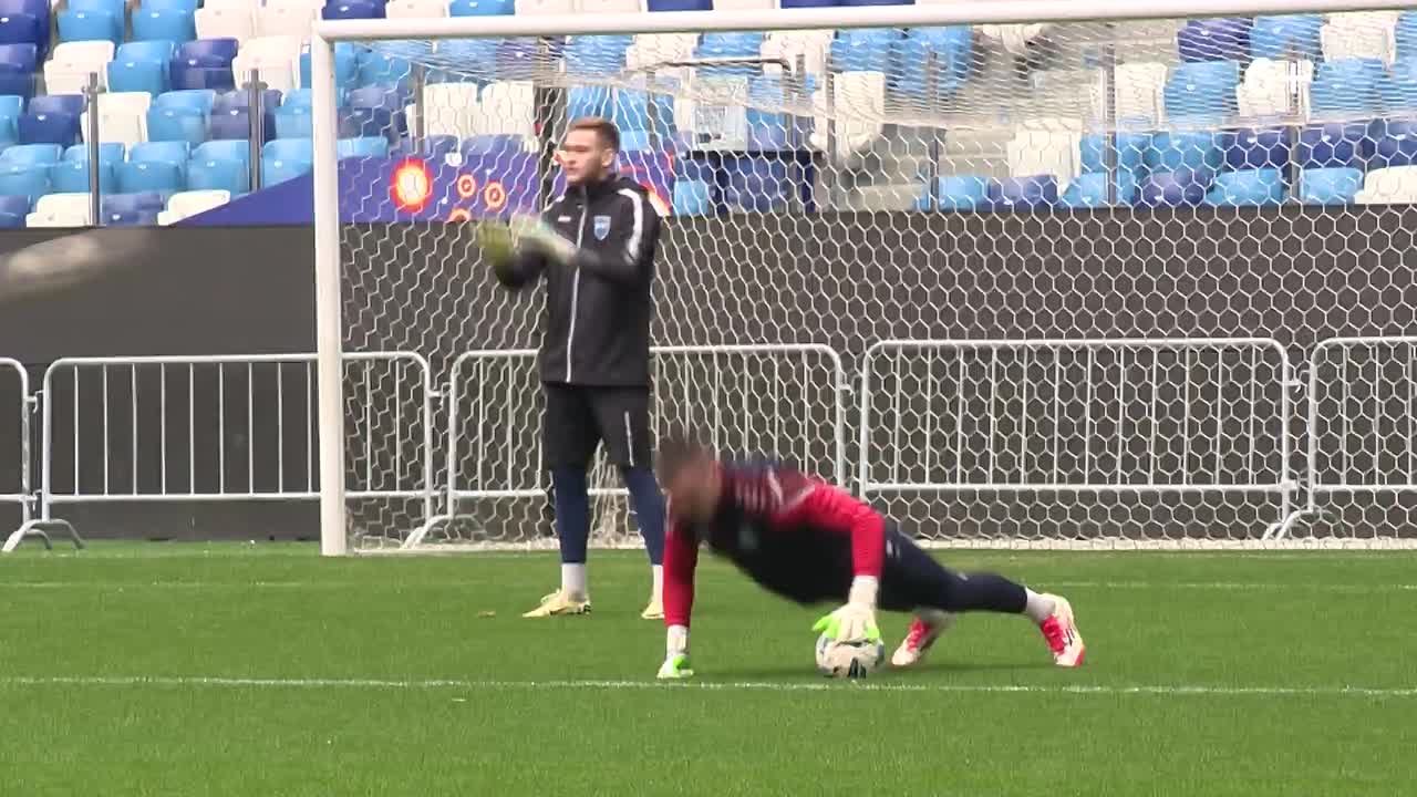 ФК «Пари НН» провёл открытую тренировку на главном стадионе перед заключительным матчем года