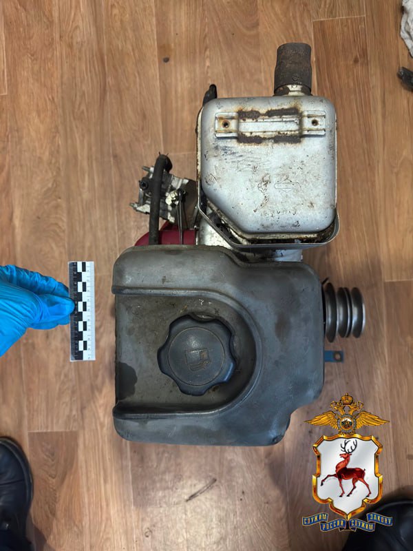 Молодые люди украли двигатель в Перевозском округе Молодые люди украли двигатель в Перевозском округе