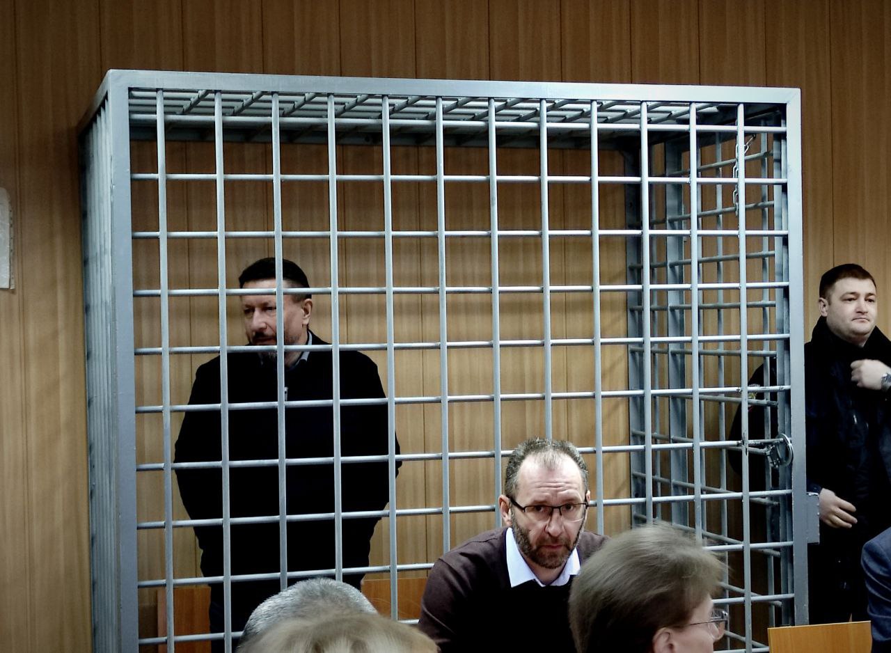 Экс-спикера Гордумы Нижнего Новгорода и экс-гендиректора АПЗ Олега Лавричева приговорили к 6 годам колонии общего режима со штрафом 1,8 млн рублей