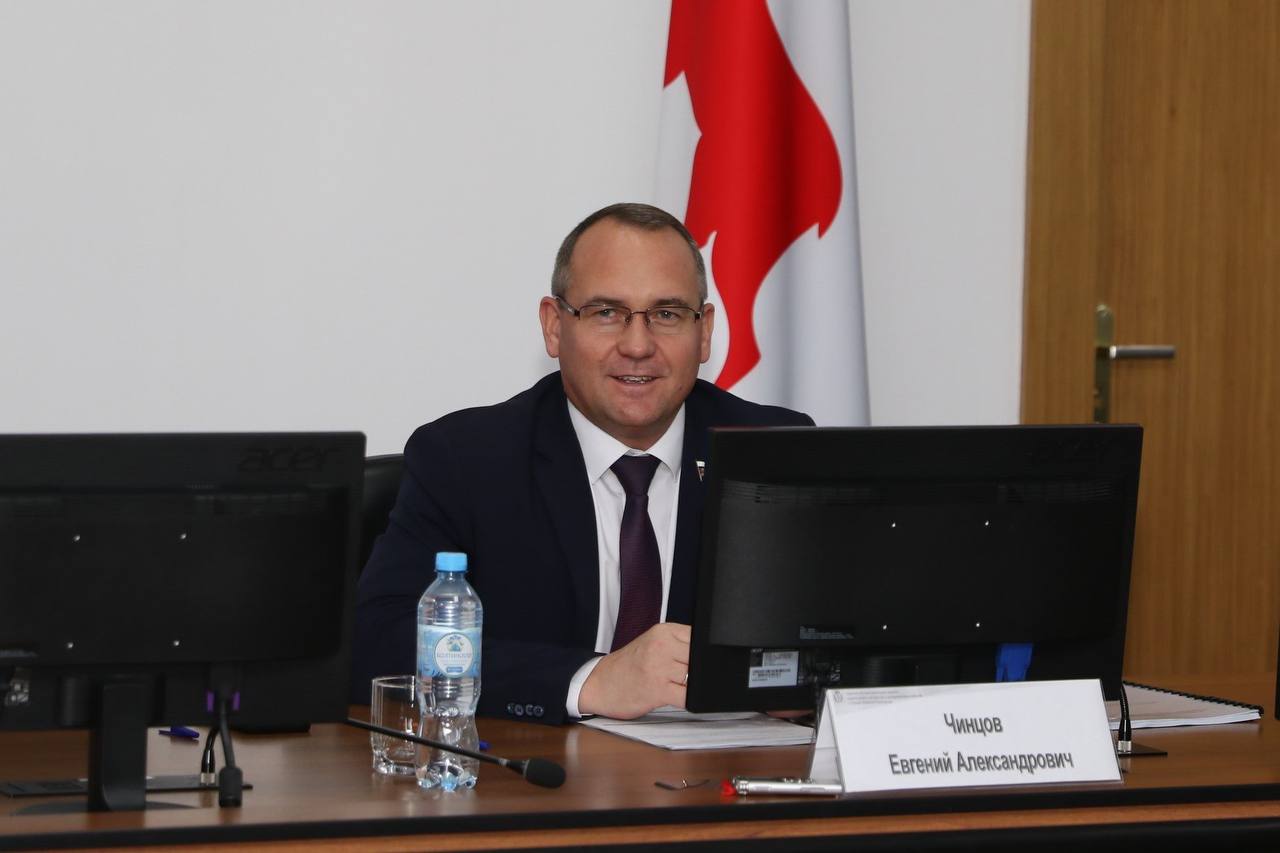 Провел очередное заседание Комитета по увековечению памяти выдающихся личностей и исторических событий Провел очередное заседание Комитета по увековечению памяти выдающихся личностей и исторических событий