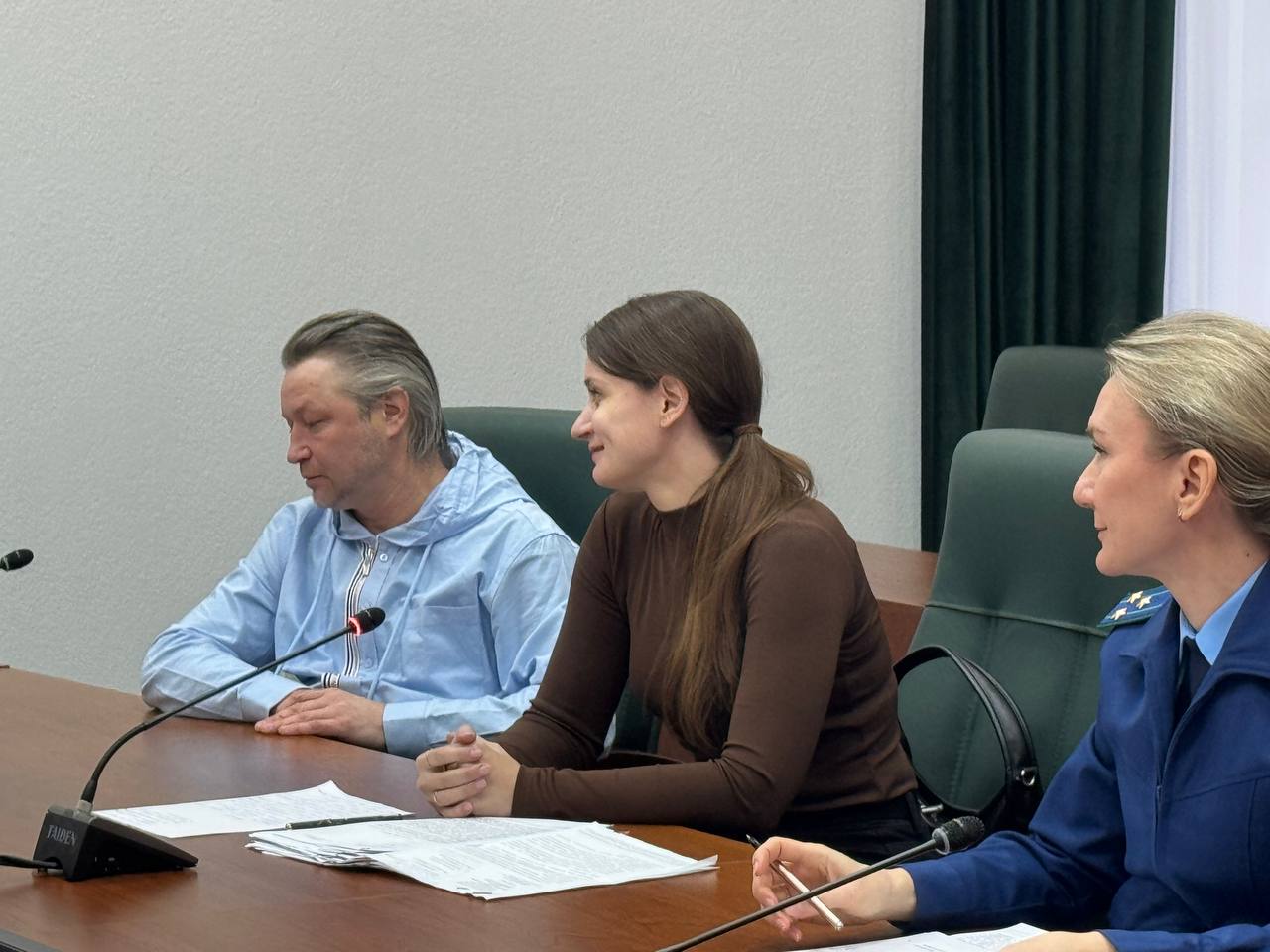 Сегодня посредством видео-конференц-связи заместитель Генерального прокурора Российской Федерации Николай Шишкин принял граждан, разрешение обращений которых поставлено на контроль в прокуратуре Нижегородской области Сегодня посредством видео-конференц-связи заместитель Генерального прокурора Российской Федерации Николай Шишкин принял граждан, разрешение обращений которых поставлено на контроль в прокуратуре Нижегородской области