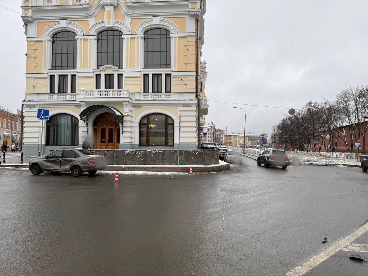 За минувшие сутки 8 декабря 2025 года на территории Нижегородской области произошло 12 ДТП с пострадавшими, в которых 1 человек погиб, 11 получили травмы За минувшие сутки 8 декабря 2025 года на территории Нижегородской области произошло 12 ДТП с пострадавшими, в которых 1 человек погиб, 11 получили травмы