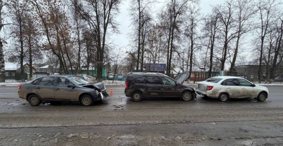 За минувшие сутки 9 декабря 2025 года на территории Нижегородской области произошло 5 ДТП с пострадавшими, в которых 6 человек получили травмы