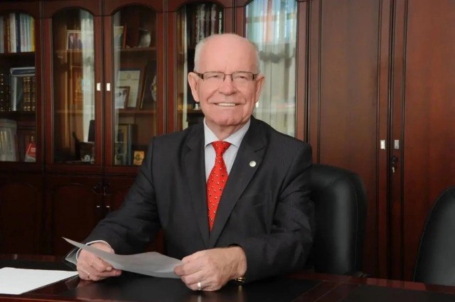 Уровень Радия. Выдающийся ядерщик Илькаев был предан науке до самой смерти Уровень Радия. Выдающийся ядерщик Илькаев был предан науке до самой смерти