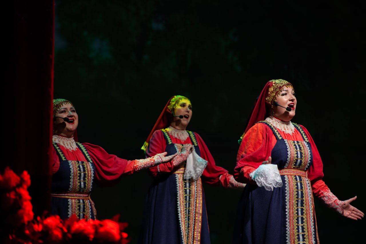 55 лет Советскому району!. Советский район для меня – самый близкий в Нижнем Новгороде, здесь мой избирательный округ № 30. Когда впервые сюда приехал, отметил, что здесь есть места, где зелено, уютно, тихо, как на... 55 лет Советскому району!. Советский район для меня – самый близкий в Нижнем Новгороде, здесь мой избирательный округ № 30. Когда впервые сюда приехал, отметил, что здесь есть места, где зелено, уютно, тихо, как на...