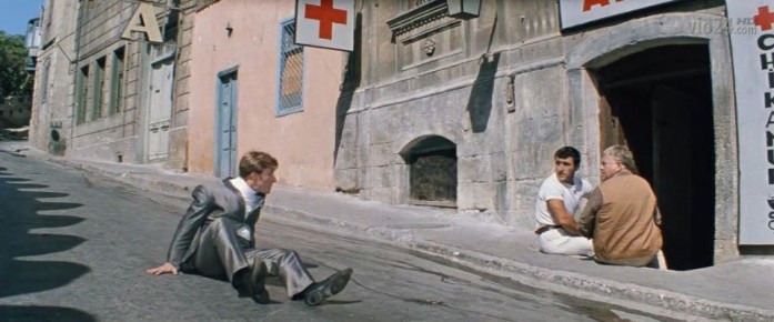 Ушибленный копчик режиссера стал поводом для проверки со стороны трудовой инспекции