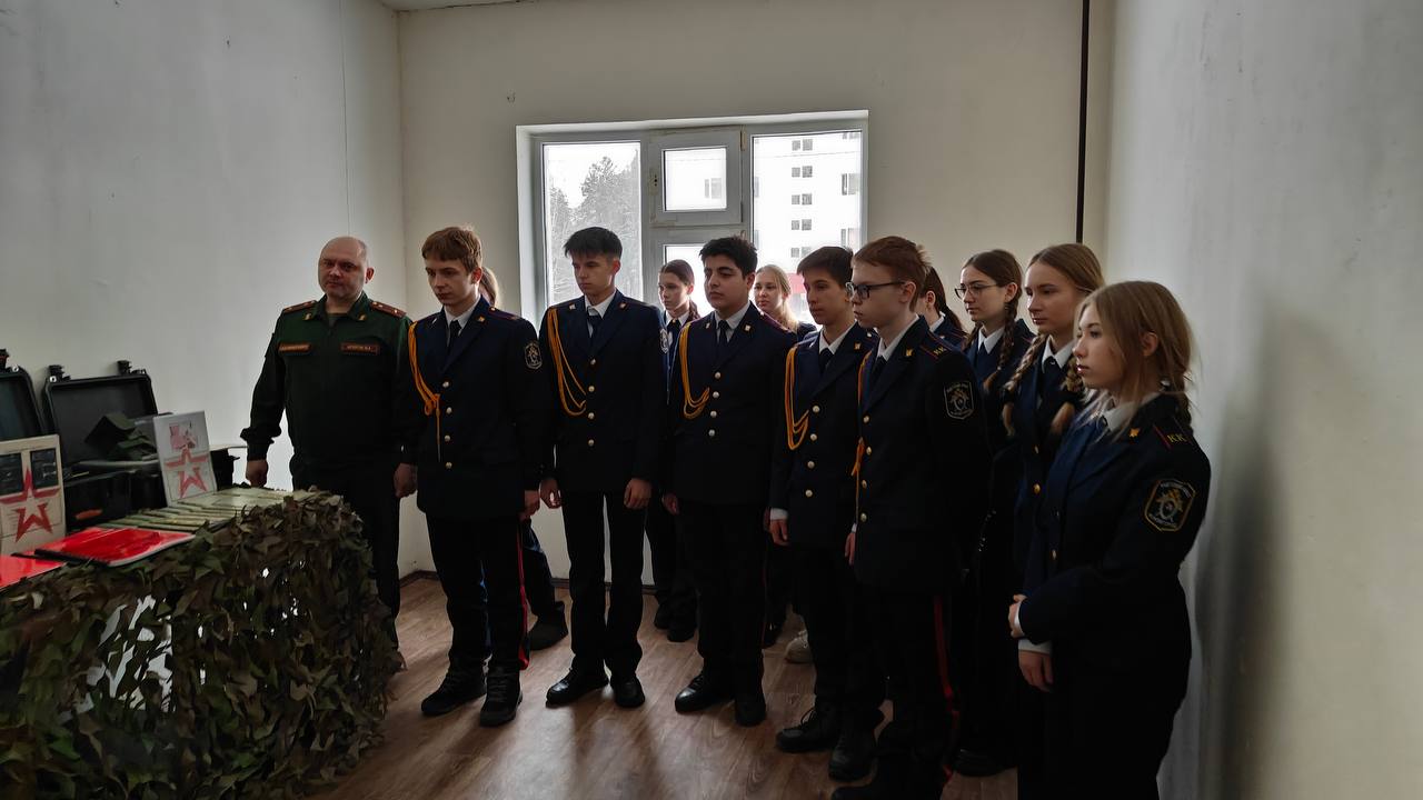 Нижегородские кадеты посетили воинскую часть в рамках профориентационной экскурсии Нижегородские кадеты посетили воинскую часть в рамках профориентационной экскурсии