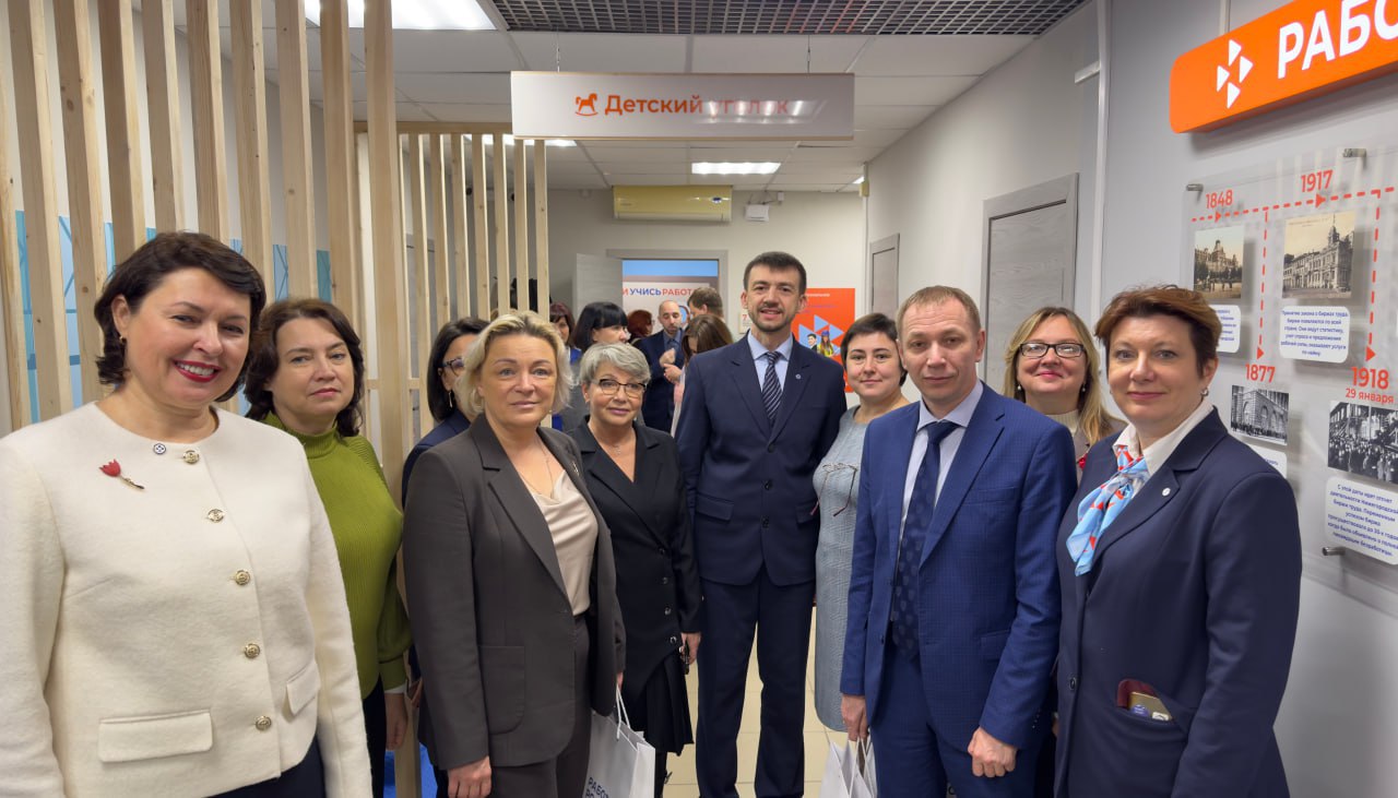В Нижнем Новгороде открылся обновлённый Заречный кадровый центр