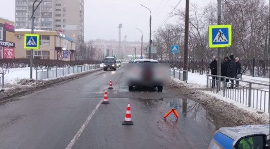 Двоих детей сбили на пешеходном переходе в Дзержинске