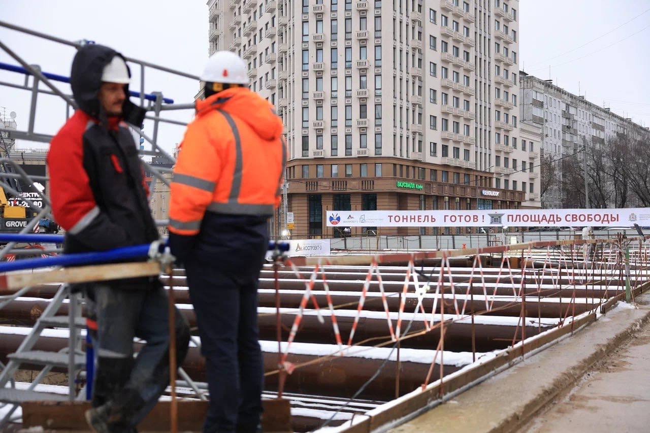 «Владимир» завершил проходку второго тоннеля до «Площади Свободы» «Владимир» завершил проходку второго тоннеля до «Площади Свободы»