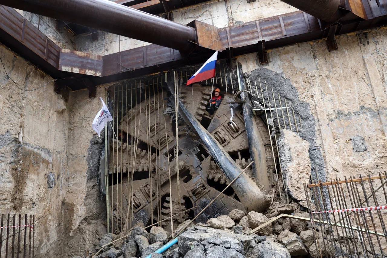 «Владимир» завершил проходку второго тоннеля до «Площади Свободы»