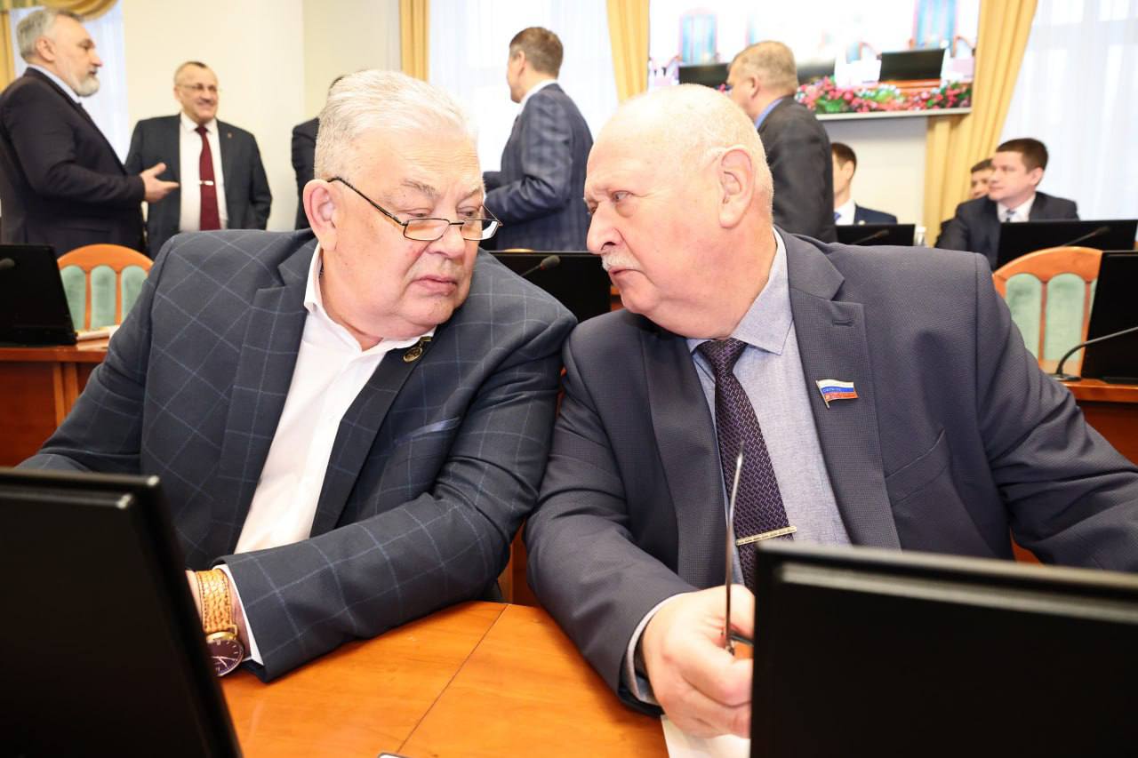 Главный финансовый документ региона на предстоящие три года принят во втором окончательном чтении Главный финансовый документ региона на предстоящие три года принят во втором окончательном чтении