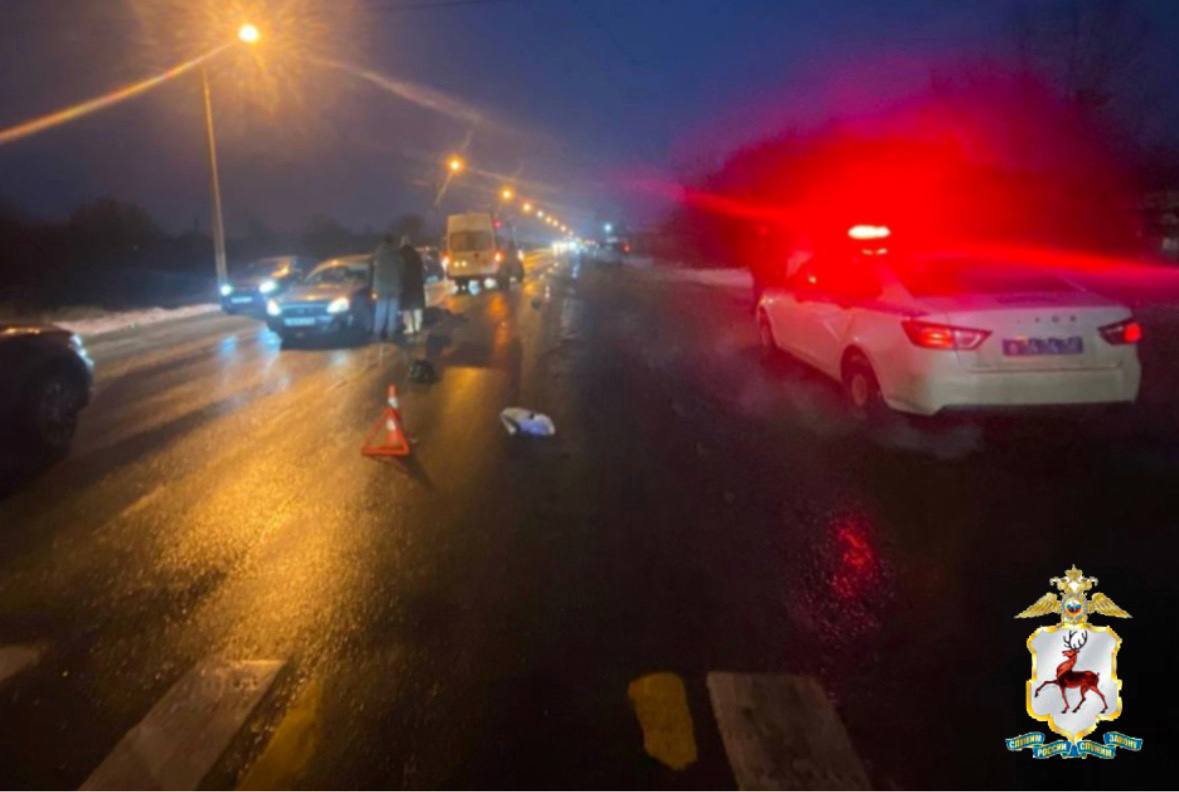 В Павловском округе женщину сбили сразу два автомобиля