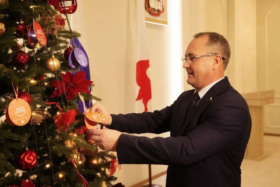 ������� ������ ������� � ����� ����� �������; � ���������� ���� � ��������� ���� ������� ��������� ���� ����� � �������� ������������� ������