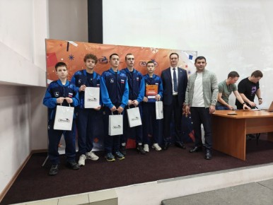 Игорь Теленков принял участие в церемонии награждения воспитанников секций Дворца спорта «Юность»