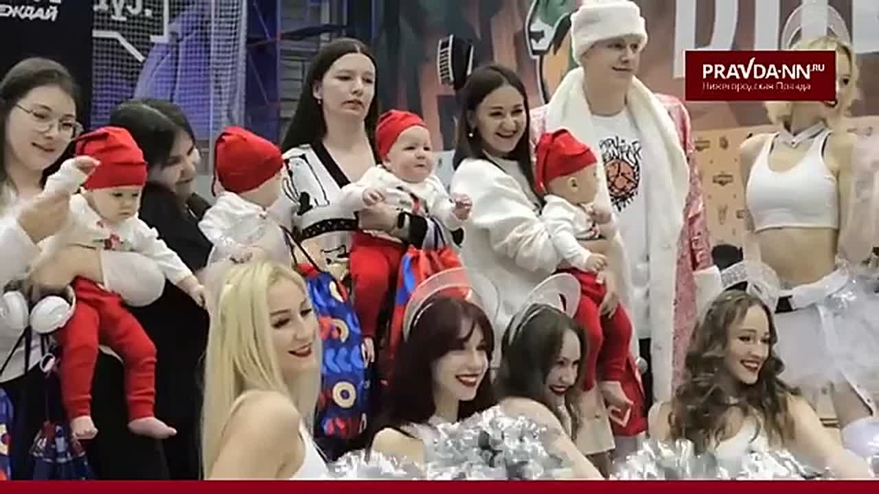 Трогательное состязание провели в ФОКе «Мещерский» – там четыре малыша соревновались в ползунковом забеге на дистанции 1 метр