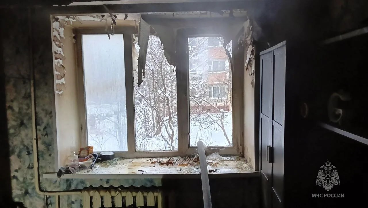 Пожар произошел в доме на ул. Бориса Корнилова в Нижнем Новгороде Пожар произошел в доме на ул. Бориса Корнилова в Нижнем Новгороде