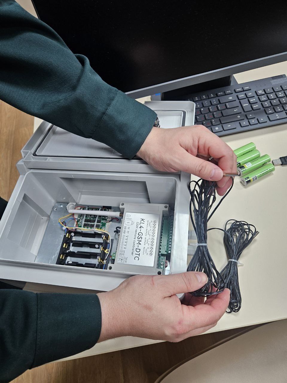 Датчики-разведчики под землёй — новое оружие против лесных пожаров представили в Нижегородской области Датчики-разведчики под землёй — новое оружие против лесных пожаров представили в Нижегородской области