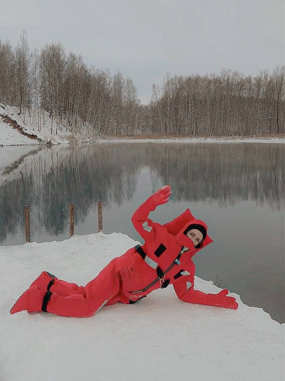 Окунуться в ледяную воду и… не замёрзнуть? Самое необычное развлечение Нижегородской области — айс-флоатинг Окунуться в ледяную воду и… не замёрзнуть? Самое необычное развлечение Нижегородской области — айс-флоатинг