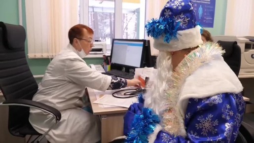 Даже Дед Мороз отправился на диспансеризацию: с сегодняшнего дня поликлиники Нижегородской области готовы к проведению первых в новом году чек-апов здоровья