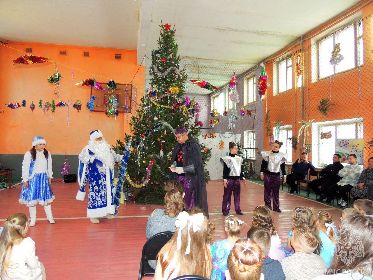 Новогоднее чудо в пожарной части! Новогоднее чудо в пожарной части!