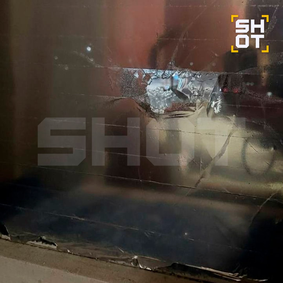 Фейерверк залетел в квартиру и устроил пожар в Нижегородской области Фейерверк залетел в квартиру и устроил пожар в Нижегородской области