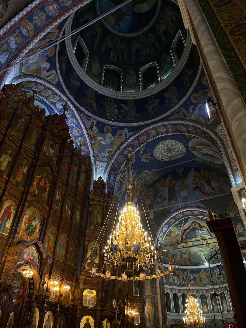 Юрий Шалабаев: Дорогие друзья, поздравляю вас со светлым праздником Рождества Христова! Юрий Шалабаев: Дорогие друзья, поздравляю вас со светлым праздником Рождества Христова!