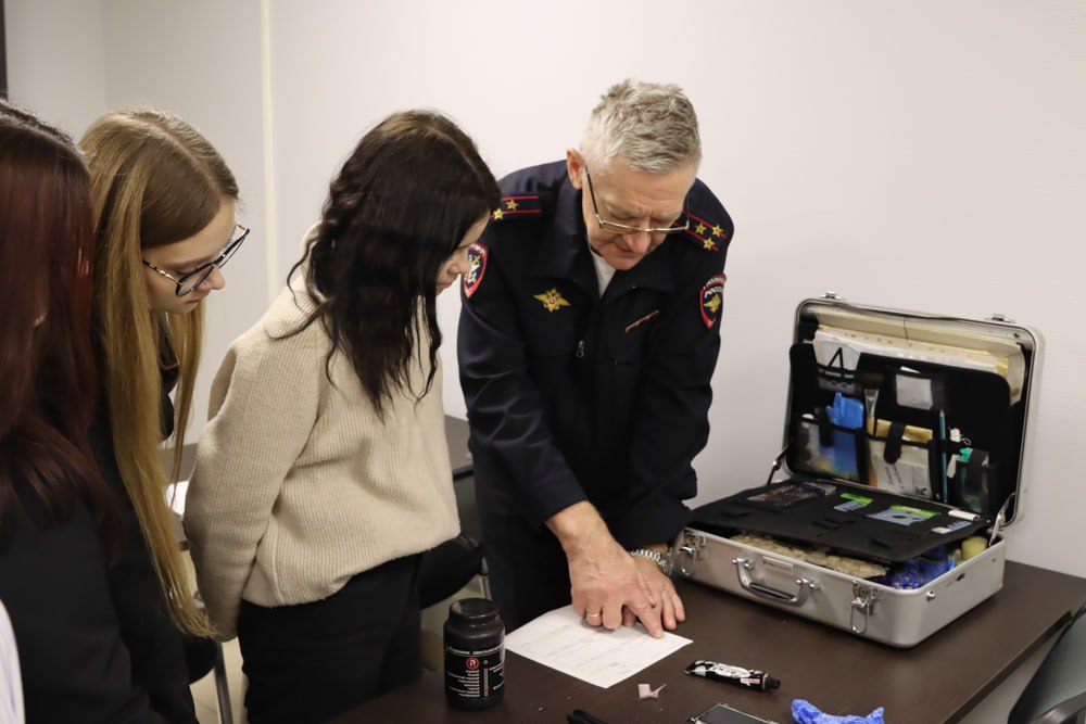 В Нижнем Новгороде студенческий десант высадился в транспортной полиции В Нижнем Новгороде студенческий десант высадился в транспортной полиции