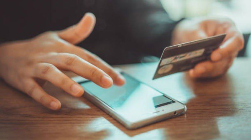 Попытка «обезопасить» сбережения вновь обернулась их потерей: арзамасец перевел деньги мошенникам