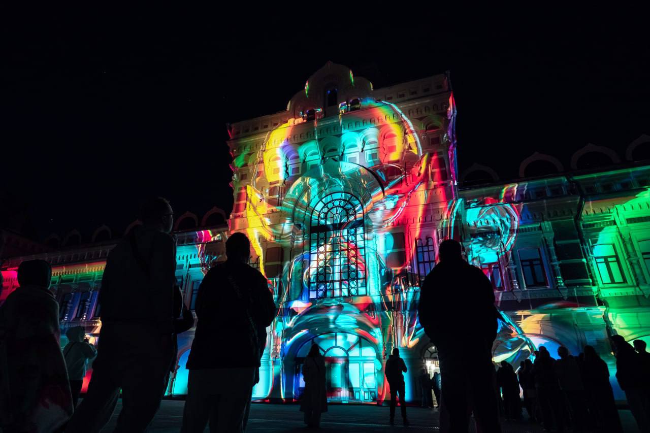 В Нижнем готовятся к фестивалю медиаискусства, который пройдёт в конце апреля В Нижнем готовятся к фестивалю медиаискусства, который пройдёт в конце апреля