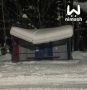 Крыши остановок складываются под тяжестью навалившегося снега в Нижегородской области