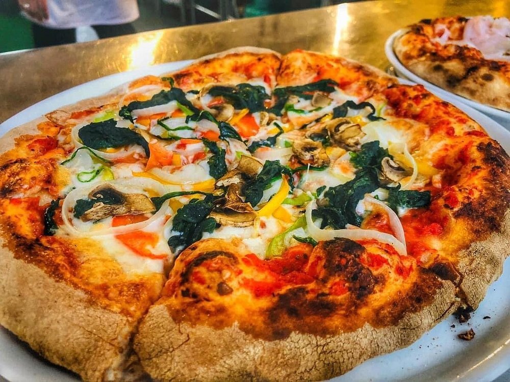 Где найти недорогую и вкусную еду в Паттайе: от тайских деликатесов до итальянских изысков