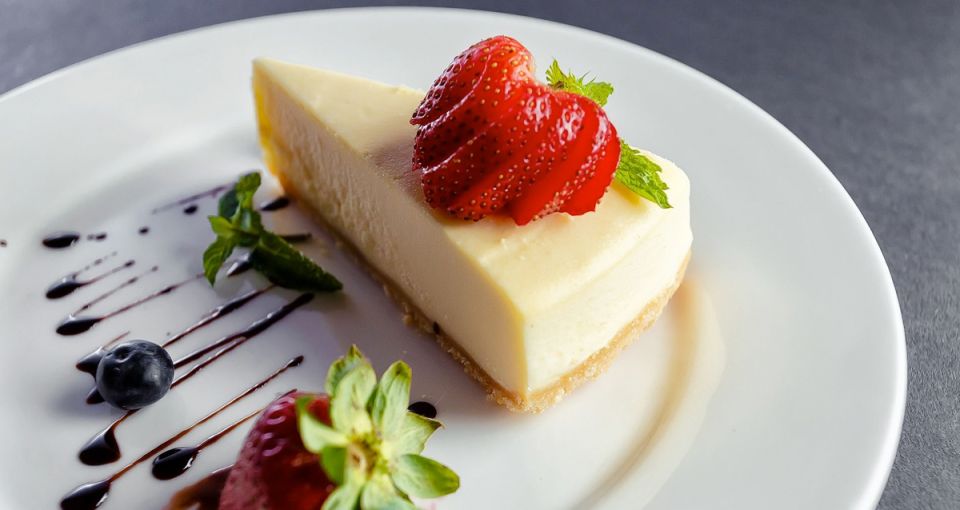 Сладкое желание после еды: что на самом деле говорит ваше тело