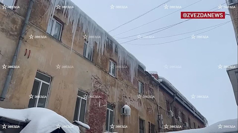 �������� �������� � �������� ����� ���� � ��� �������� ����� ���� � ������ ���������, ��� ��-�� ����� ������ ���������� ����� ����� (�� �����)