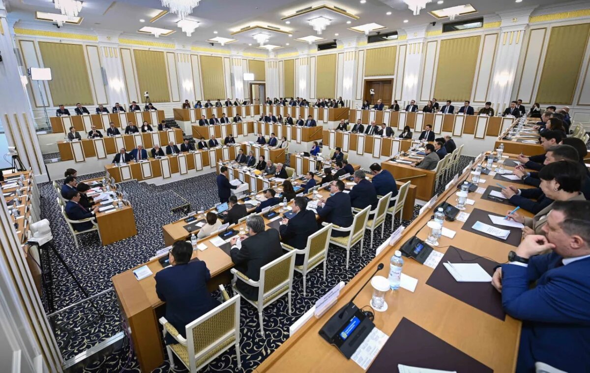 Преамбула Конституции как идейное ядро: ключевые моменты заседания комиссии