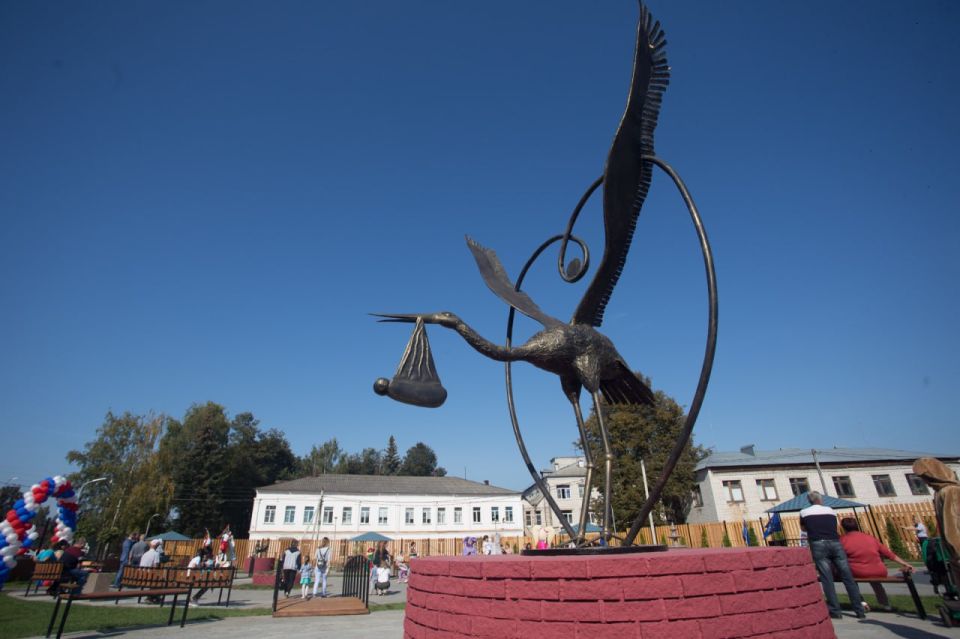 ����� 400 �������� ��� ����������� ����� � ���������� ��� ������������ � ������������� �������