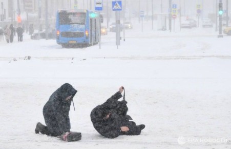 Мощный снегопад, накрывший Москву, ближайшей ночью придет в Нижегородскую область